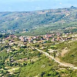 Avó Zizi Villa Alhoes, Bustelo, Gralheira e Ramires